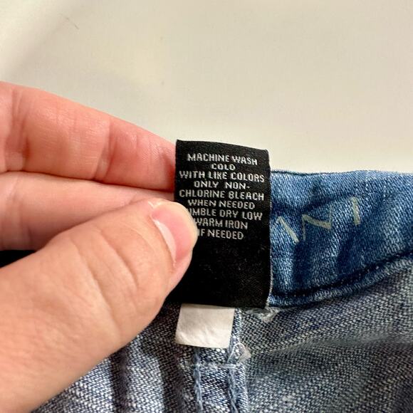 Lane Bryant Women's 24 Medium Wash Mid Rise A-Line Trouser Wide Leg Jeans - Picture 4 of 8